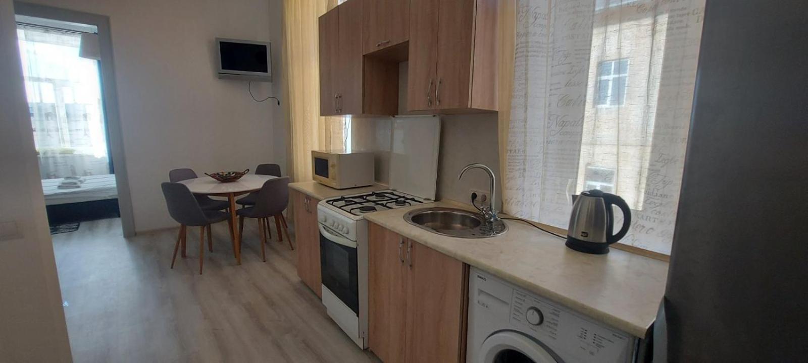 White Rooms On City Center Львов Экстерьер фото